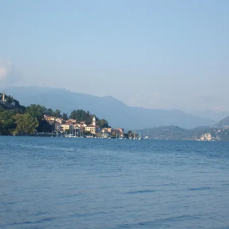 Magnificent Holiday In Near Lake * لسا